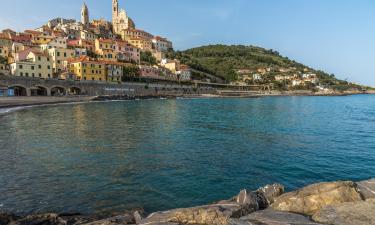 Hotels in Cervo