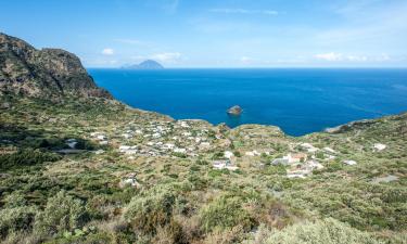 Ferieboliger ved stranden i Pollara