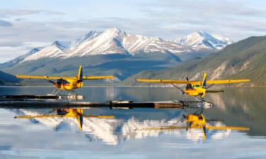 Hotels in Muncho Lake