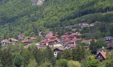 Hoteles con estacionamiento en Saint-Victor-des-Oules