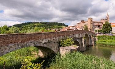 Hoteller med parkering i Monastero Bormida