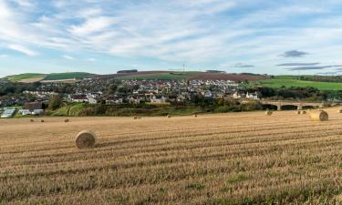 Hotels with Parking in Inverbervie