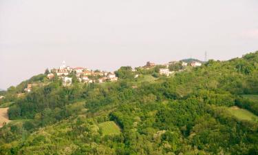 Hotels mit Parkplatz in Taverna