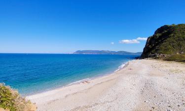 Hotely s parkováním v destinaci Agios Georgios