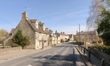 Cottages in Bampton