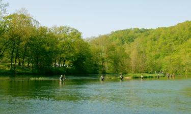 Parkimisega hotellid sihtkohas Bennecourt