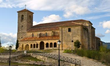 Hotels with Parking in Tamajón