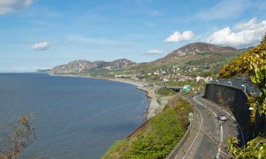 Hotels with Parking in Penmaen-mawr