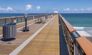 Juno Beach şehrindeki otoparklar