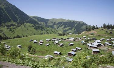 Hoteles con estacionamiento en Artvin