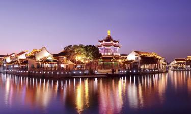 Hotels with Parking in Suzhou