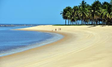 Nyaralók Barra de Santo Antônióban