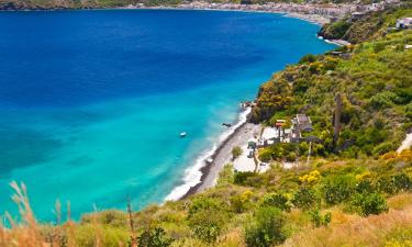 Alloggi vicino alla spiaggia ad Acquacalda