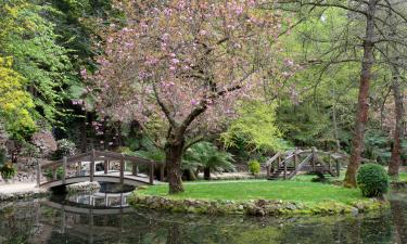 Hotel dengan parkir di Sherbrooke