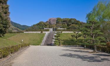 Hotels mit Parkplatz in Tenri