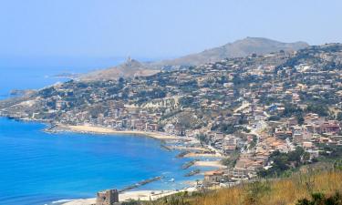 Hoteles con estacionamiento en Marina di Palma