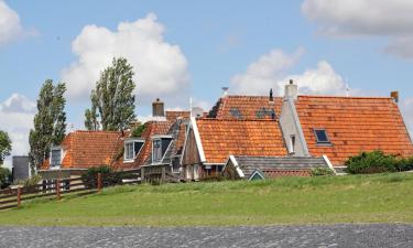 Cabins in Makkum