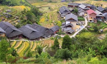 Hotel Keluarga di Heping