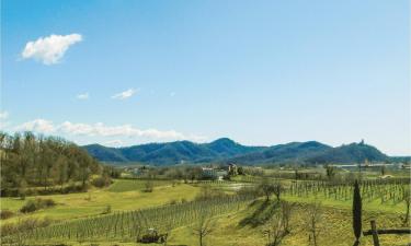 Corno di Rosazzo'daki otoparklar