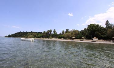 Beach Hotels in Arkítsa