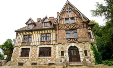 Hoteles con estacionamiento en Brionne