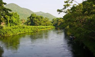 Các Khách sạn có chỗ đậu xe ở Nong Ya Plong