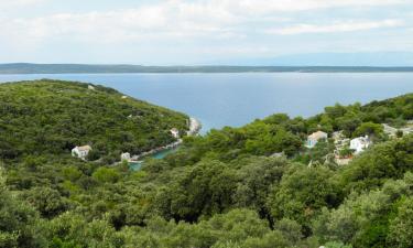 Smještaji uz plažu u Svetom Jakovu