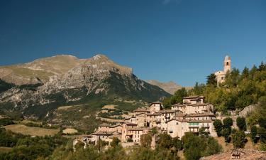 Hoteluri cu parcare în Montefortino