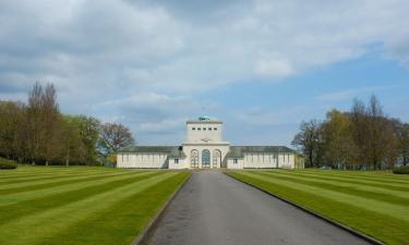 Hoteller med parkering i Englefield Green