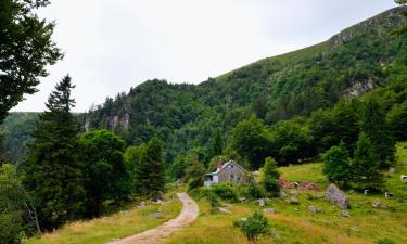 Cottages in Champdray