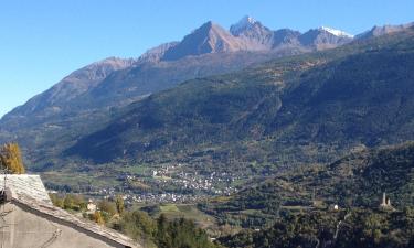 Hoteles con estacionamiento en Villeneuve