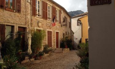 Hoteles con estacionamiento en Sainte-Agnès