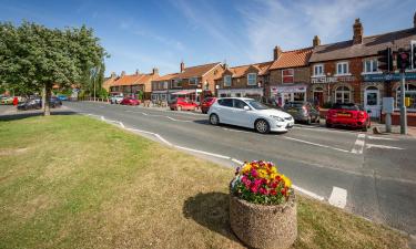 Hotels with Parking in Haxby