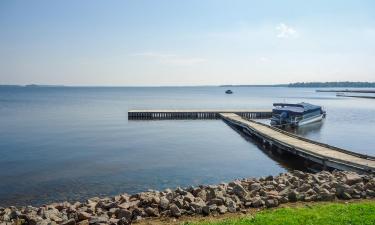 Cheap holidays in Fort Frances