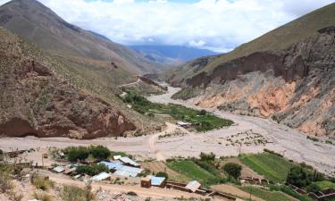 Hoteles con estacionamiento en Yacanto