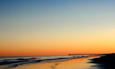 Hoteles con estacionamiento en Topsail Beach