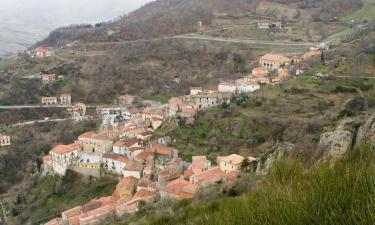 Hoteller i Castelmezzano