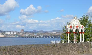 Hoteles con estacionamiento en Newport-On-Tay