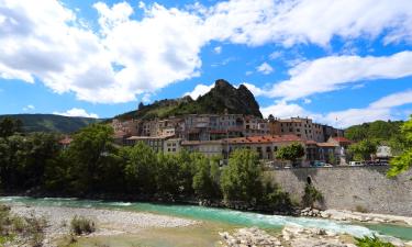 Hoteles con estacionamiento en Serres