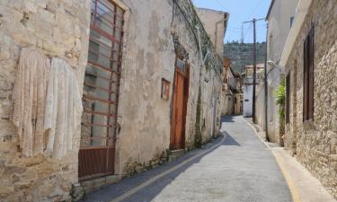 Hoteles con parking en Tochni