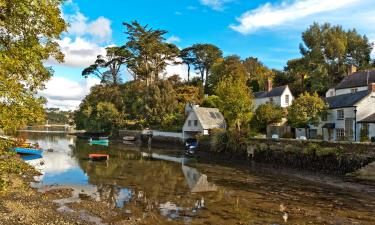 Hotels with Parking in Helford