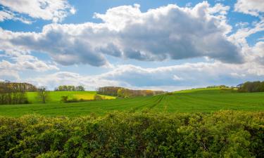 Hotels with Parking in Cranwell