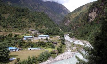 Hoteles en Phakding