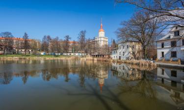 Hoteller med parkering i Poruba