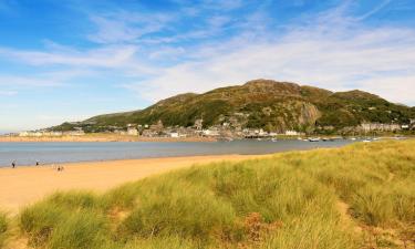 Cottages in Fairbourne