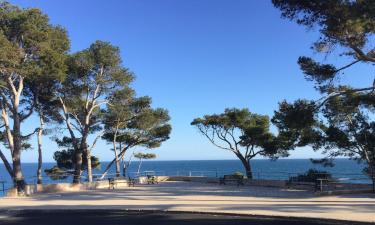 Hotels with Pools in Les Planes del Rei