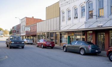 Hotels with Parking in Bells