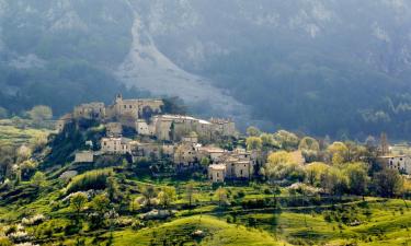 Family Hotels in SantʼEufemia a Maiella