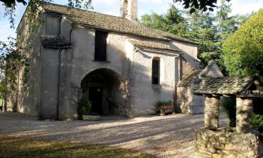 Cottages in Pont-de-Salars