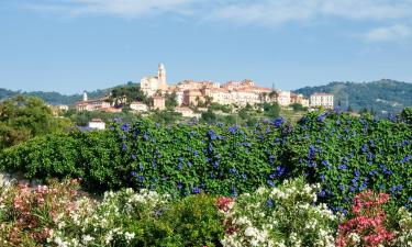 Apartments in Diano Castello